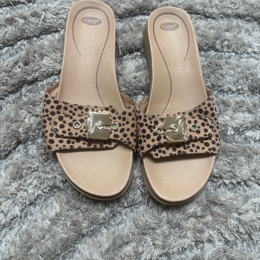 Dr. Scholl's Tan and Black Leopard Print Mules